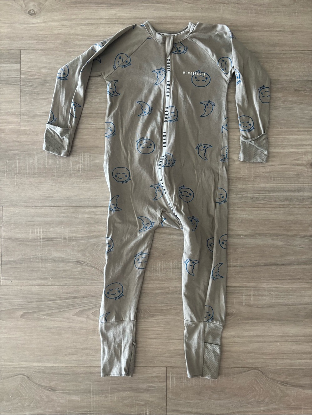 Bonds kids Grey Moon & Stars One-Piece Pajamas zippy